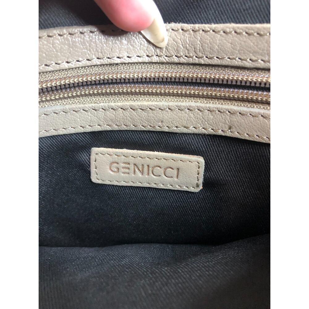 Genicci Leather Purse Taupe Flapover Crossbody 8”h x 10”w Lots of Pockets - Picture 4 of 4